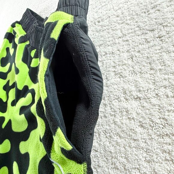 Nike Sportswear N.Y.C. Parks Men’s Fleece Jogger Action Green Black - US S - Picture 8 of 16